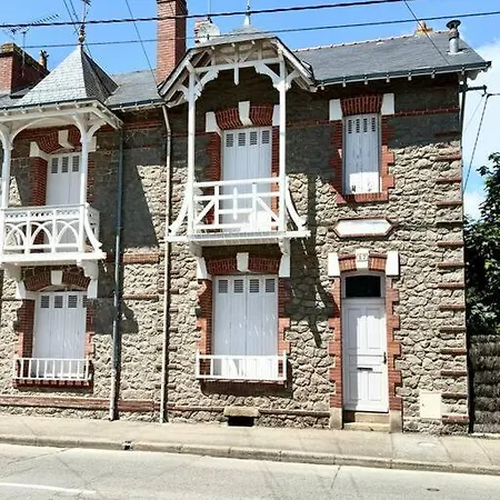 Pomponnette Ferienhaus *